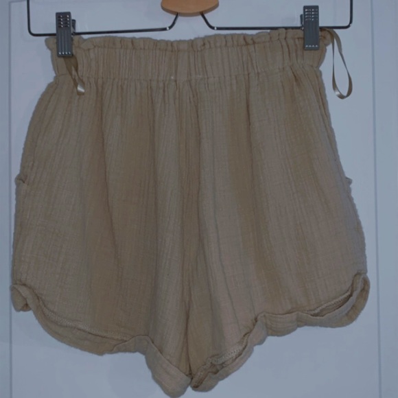 Shorts - Picture 2 of 2